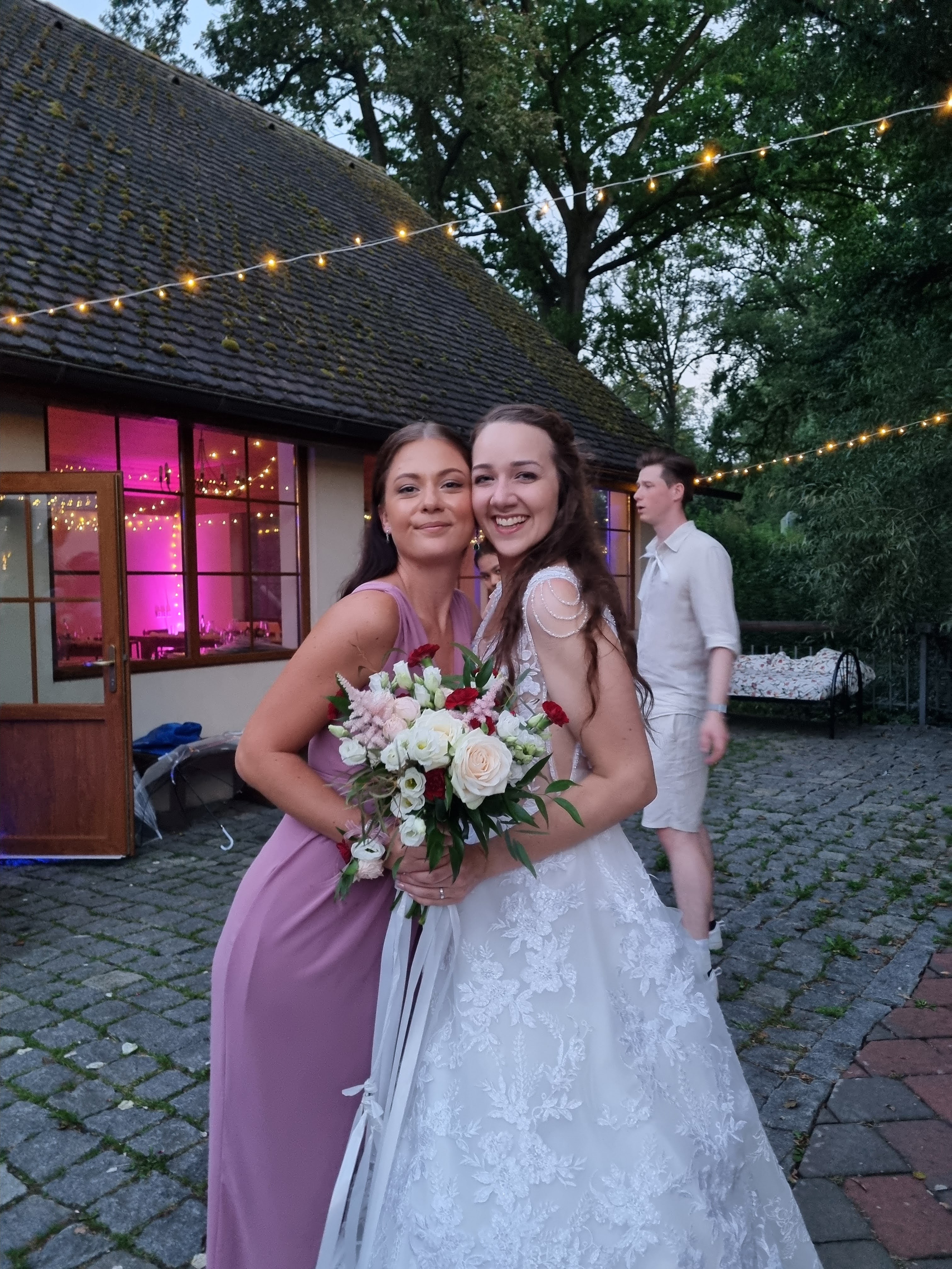 blog - možná budoucí nevěsta s nevěstou