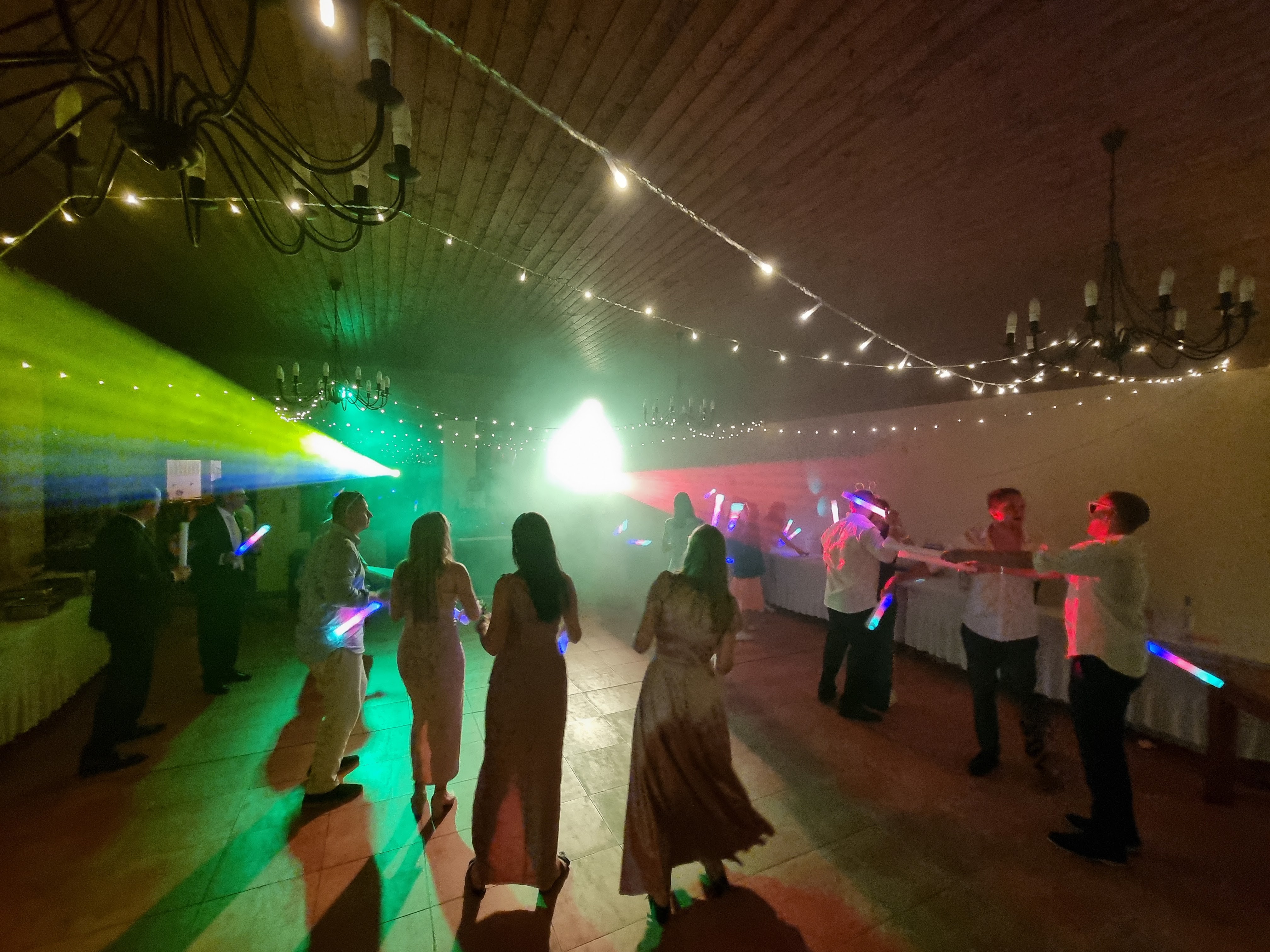 blog - všichni tančí po půlnoci